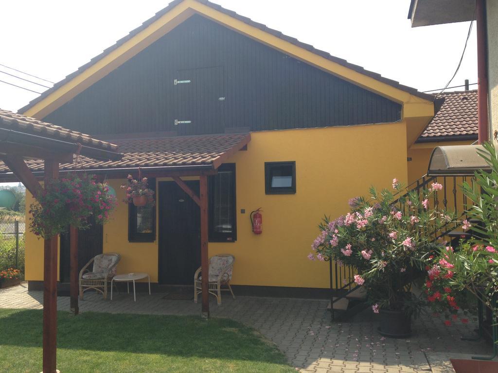 Penzion Dukát Vřesina Esterno foto